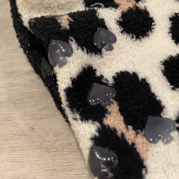 NWT Kate Spade Fluffy Socks with Grippers 2-pack - Picture 3 of 5
